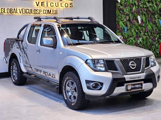 NISSAN FRONTIER 2.5 SV ATTACK 4X4 CD TURBO ELETRONIC DIESEL 4P MANUAL